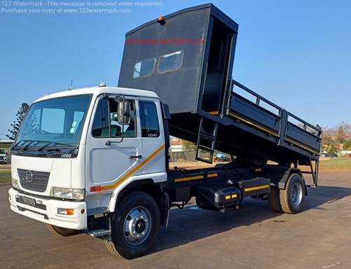 Nissan UD - 80A