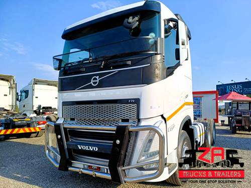 Volvo FH (5) 520 6x4 Sleep Auto